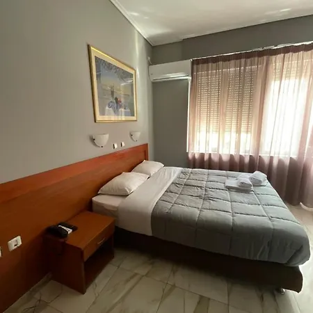 Acropole Hotel 2*